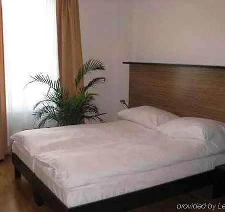 Angel Hotel apartamentowy 3*